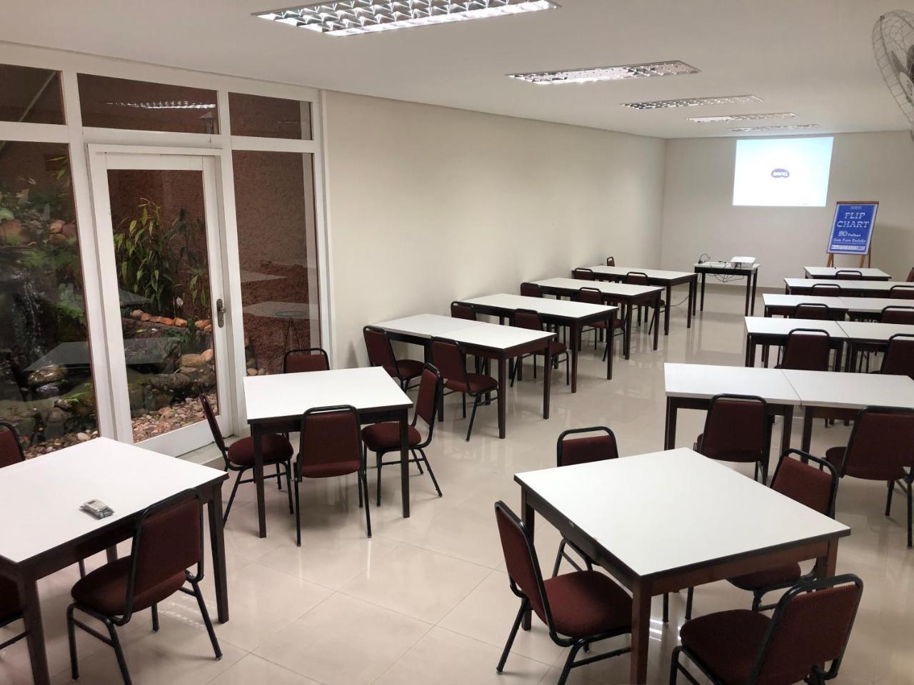 Regis Hotel I Registro  Bagian luar foto